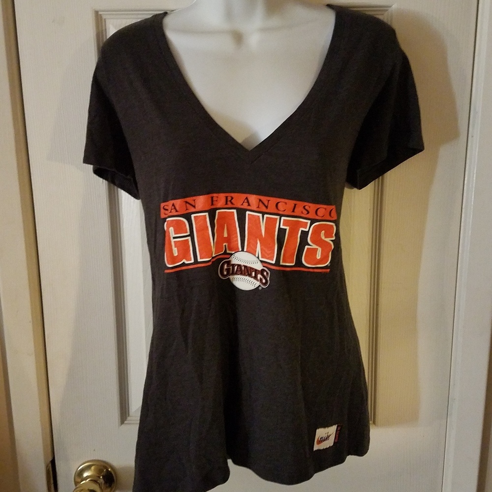 Giants tshirt
